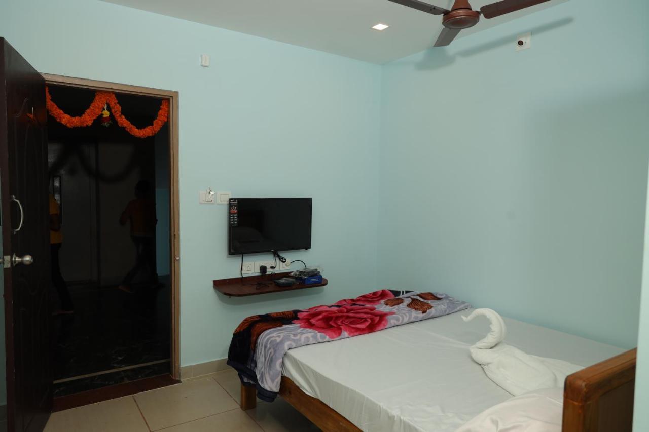 Shree Manjushree Residency Hotel Udupi Exterior photo