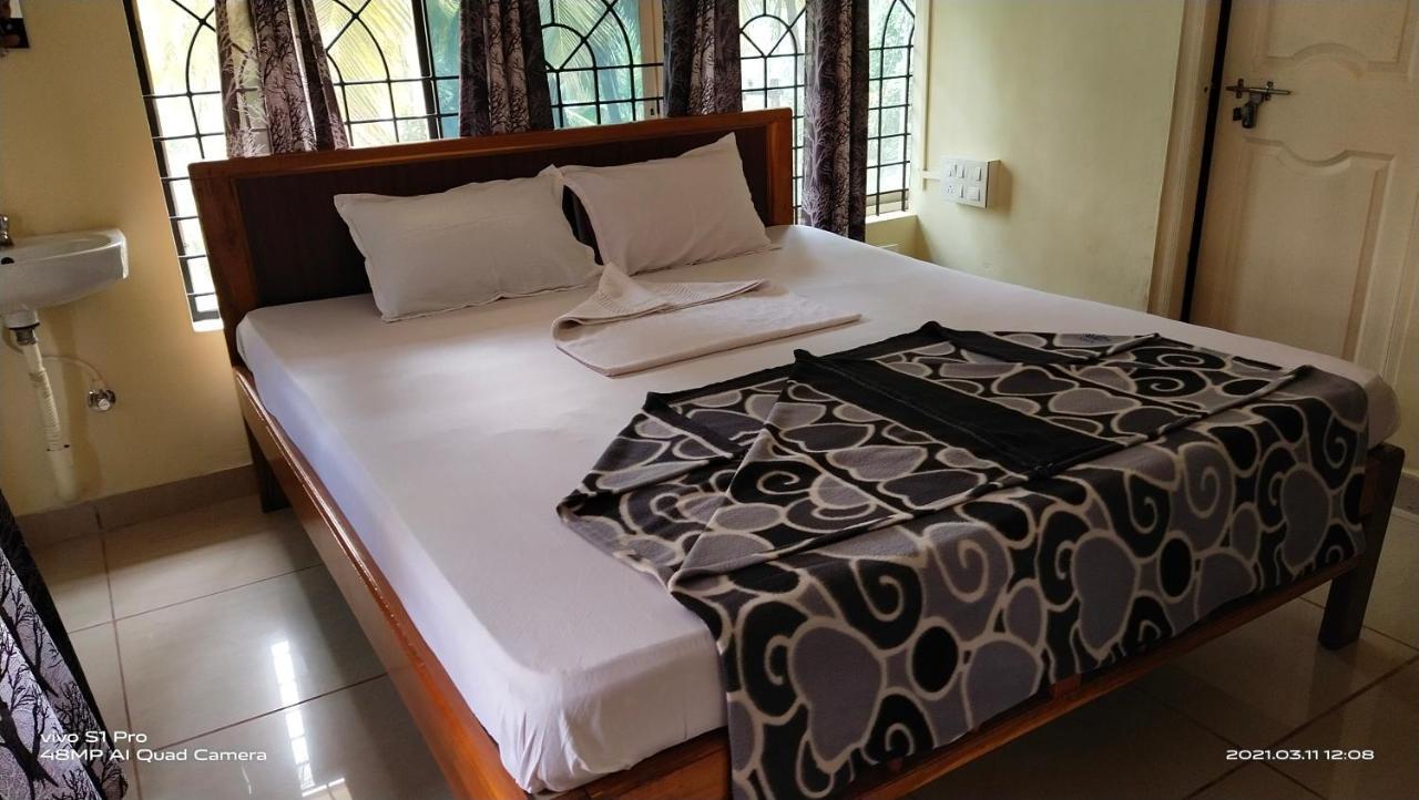 Shree Manjushree Residency Hotel Udupi Exterior photo